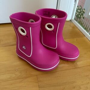 Crocs Rain Boots Toddler size 8-9 hot pink used
